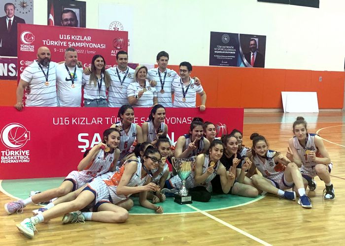 Çukurova Basketbol U16 Takımı Türkiye Şampiyonu 
